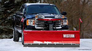 Western - Western | 7'-6" MIDWEIGHT™ Poly UT2 Straight Blade Snow Plow - Image 4